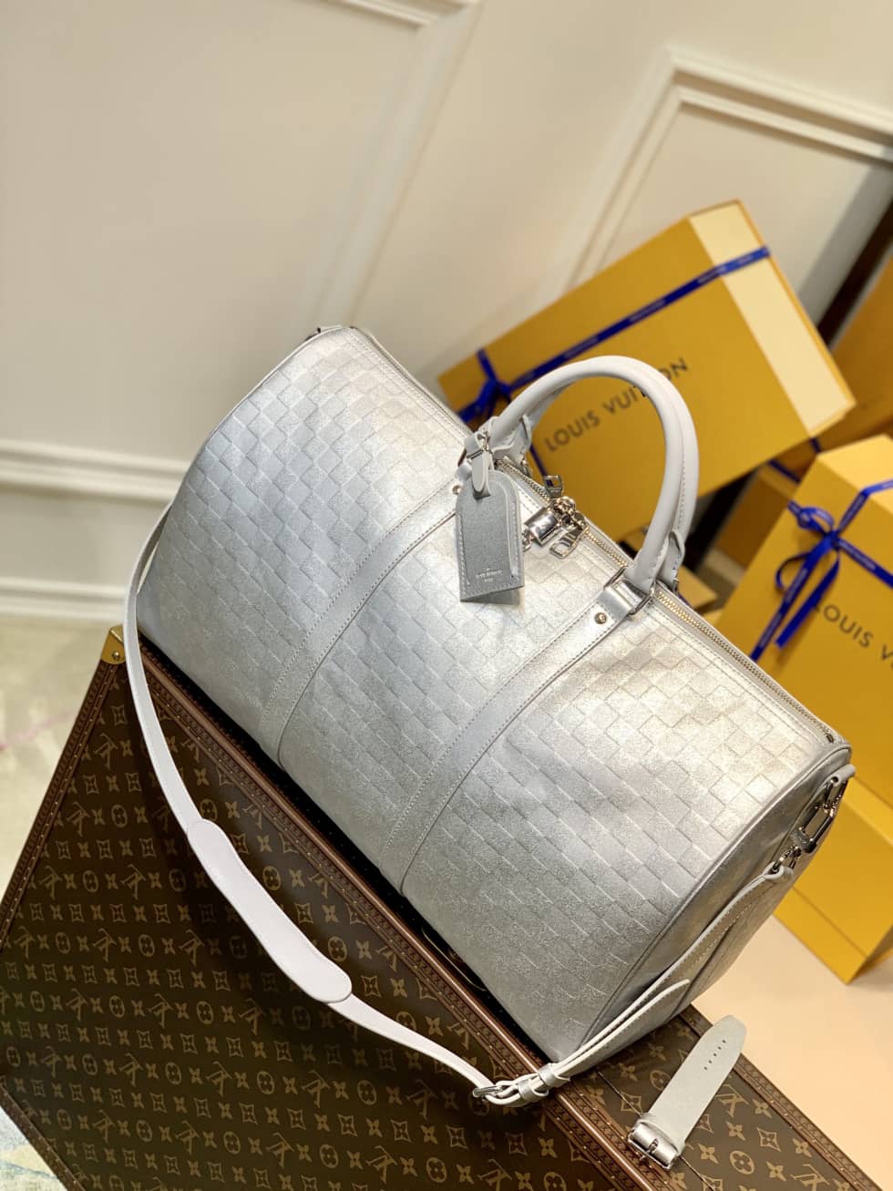 LV Duffle Bag Replica  Glitter Damier Keepall Silver N58041 - DEEPREPS