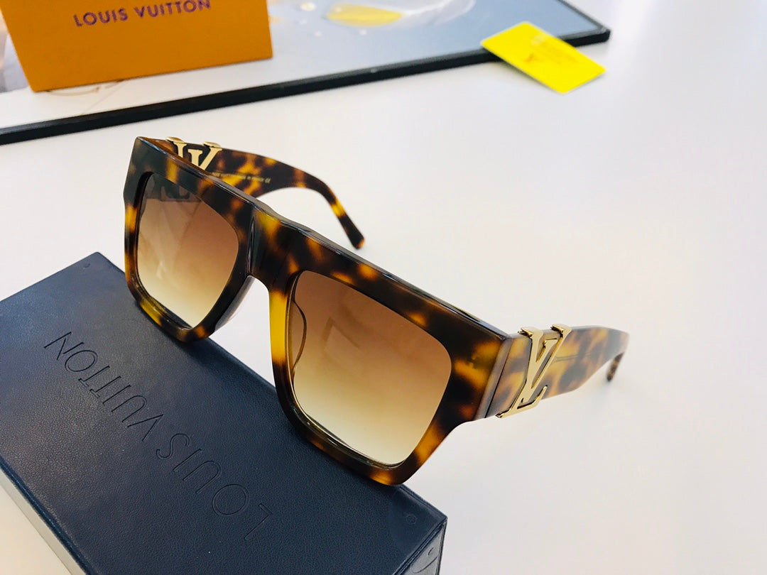 Louis Vuitton Sunglasses - DEEPREPS