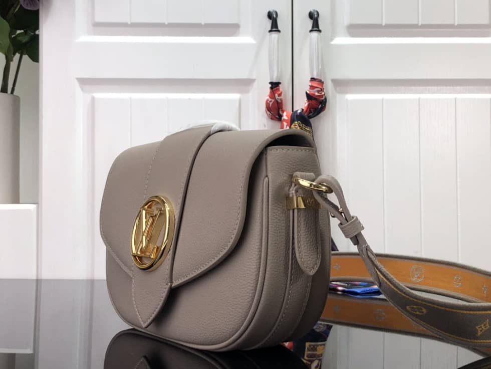 Louis Vuitton Pont 9 Soft MM Grained Calfskin Gery M58967 Replica Crossbody Bag - DEEPREPS