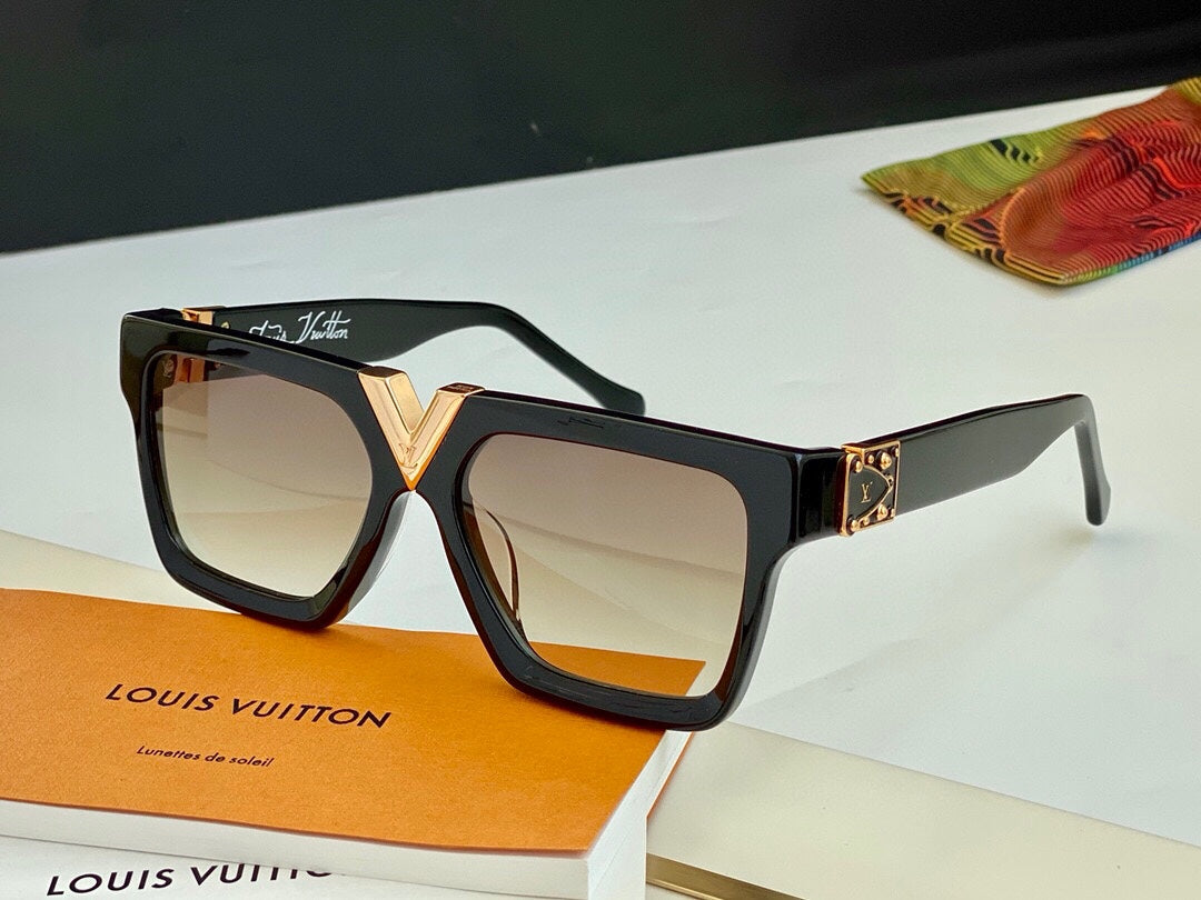 Louis Vuitton Sunglasses - DEEPREPS
