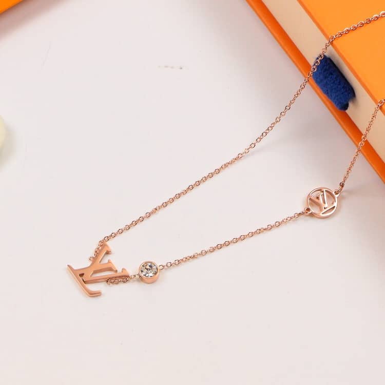 Luxury Louis vuitton Classic AAA+ Necklace - DEEPREPS