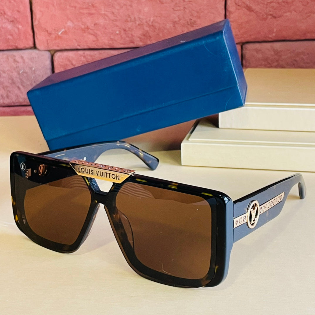 Louis Vuitton Sunglasses - DEEPREPS