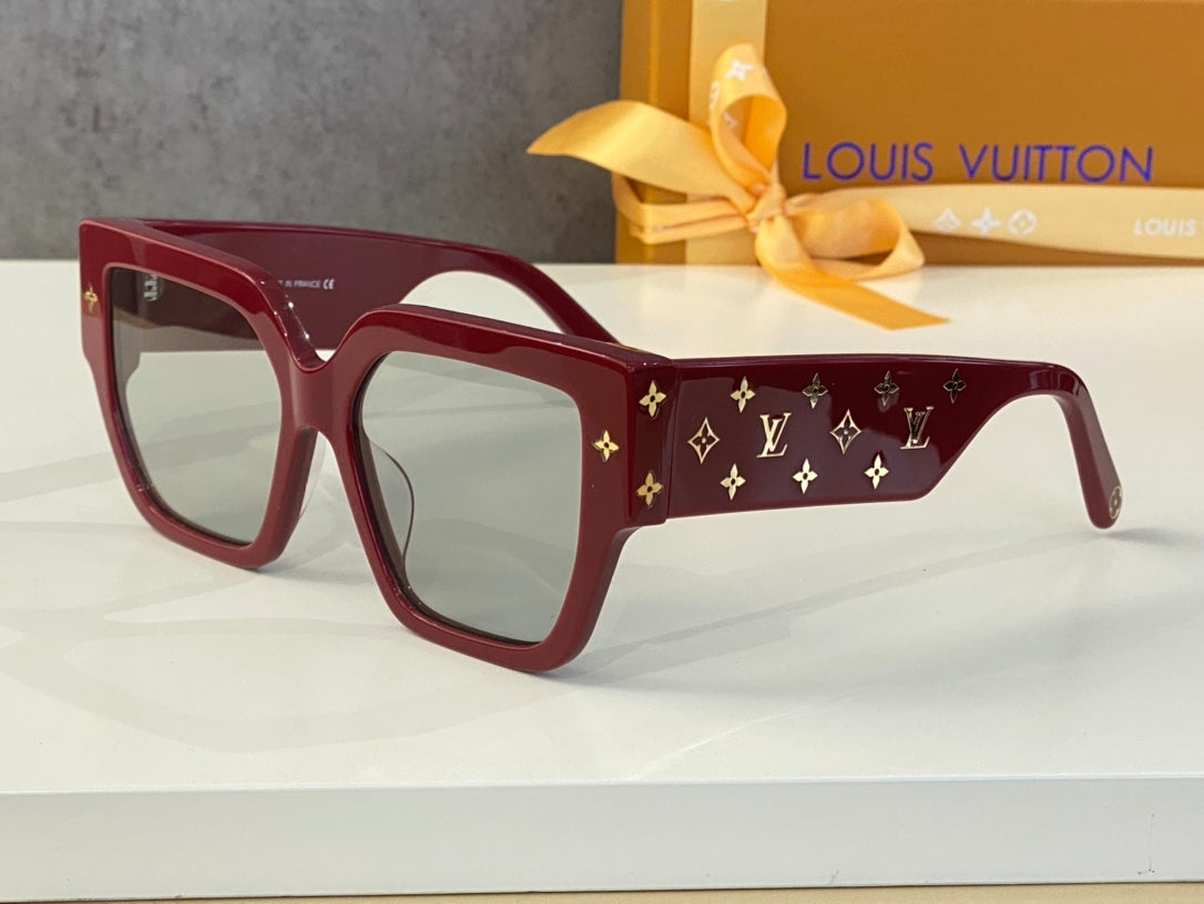 Louis Vuitton Sunglasses - DEEPREPS