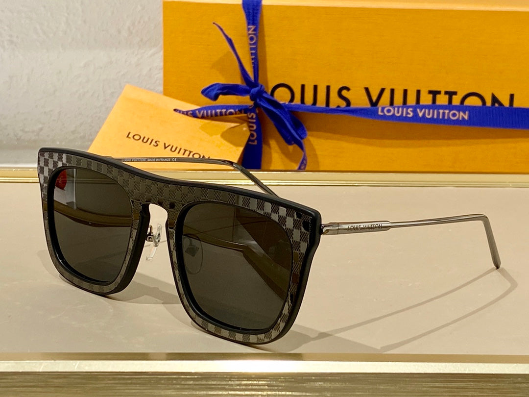 Louis Vuitton Sunglasses - DEEPREPS