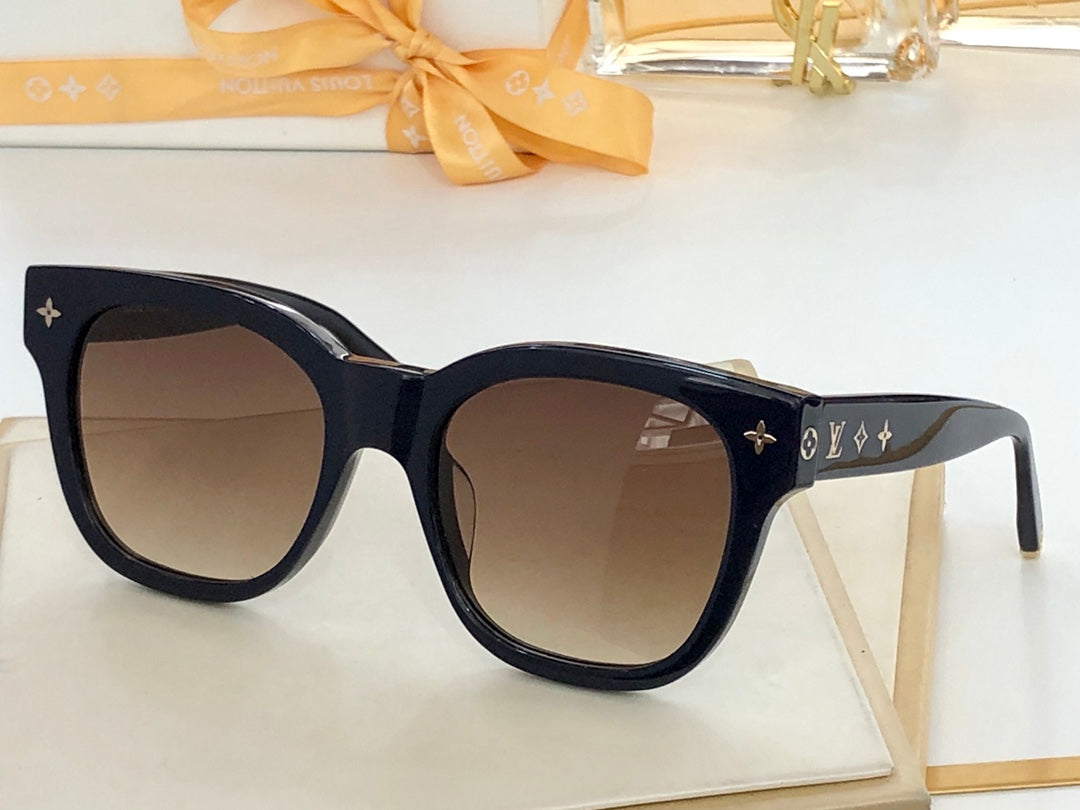 Louis Vuitton Sunglasses - DEEPREPS