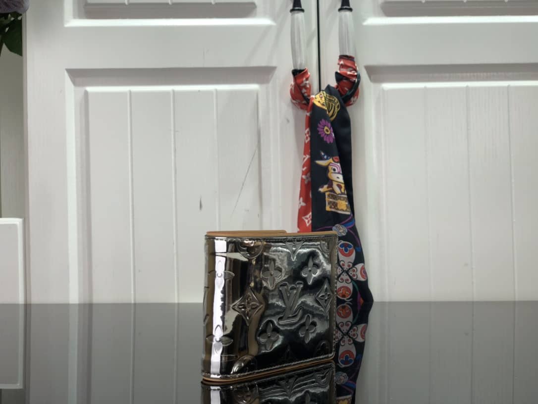 Louis Vuitton Wallet Dupe Zippy Slender Monogram Mirror M80806 - DEEPREPS