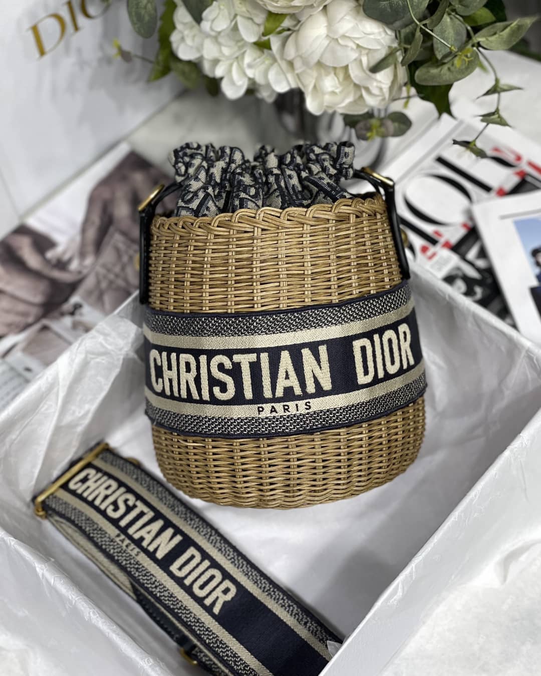 Christian Dior Oblique Dior Wicker Bucket Bag - DEEPREPS