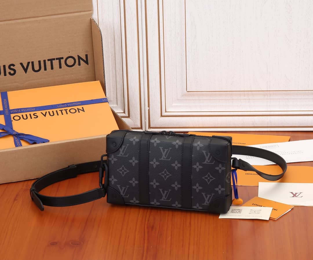 Louis Vuitton Pochette Dupe Monogram Eclipse Soft Trunk M69838 - DEEPREPS