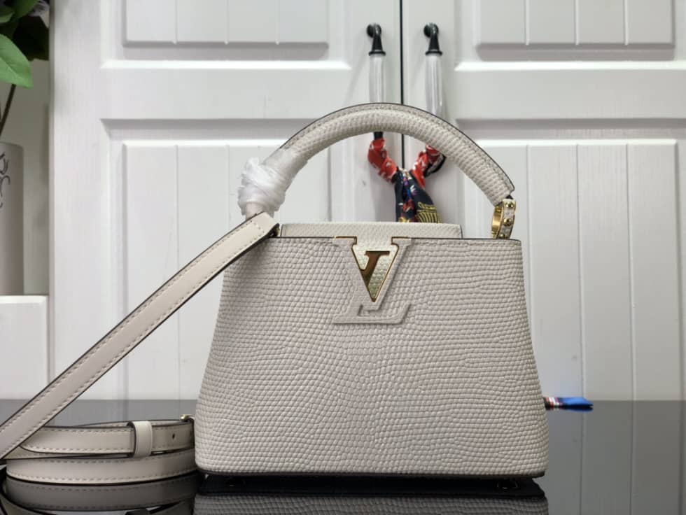 Louis Vuitton Capucines Mini Collection N98093 Replica Shoulder Bag - DEEPREPS
