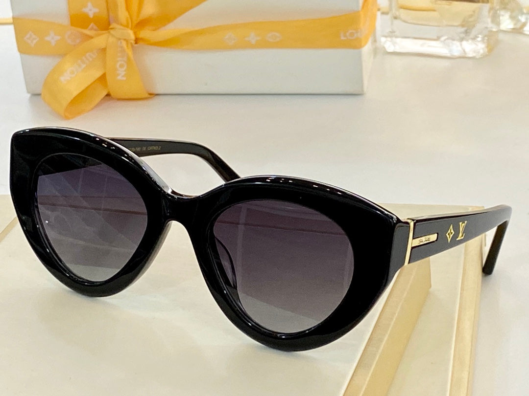 Louis Vuitton Sunglasses - DEEPREPS