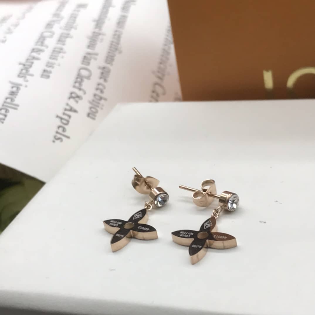 Top Quality Louis vuitton Earring - DEEPREPS