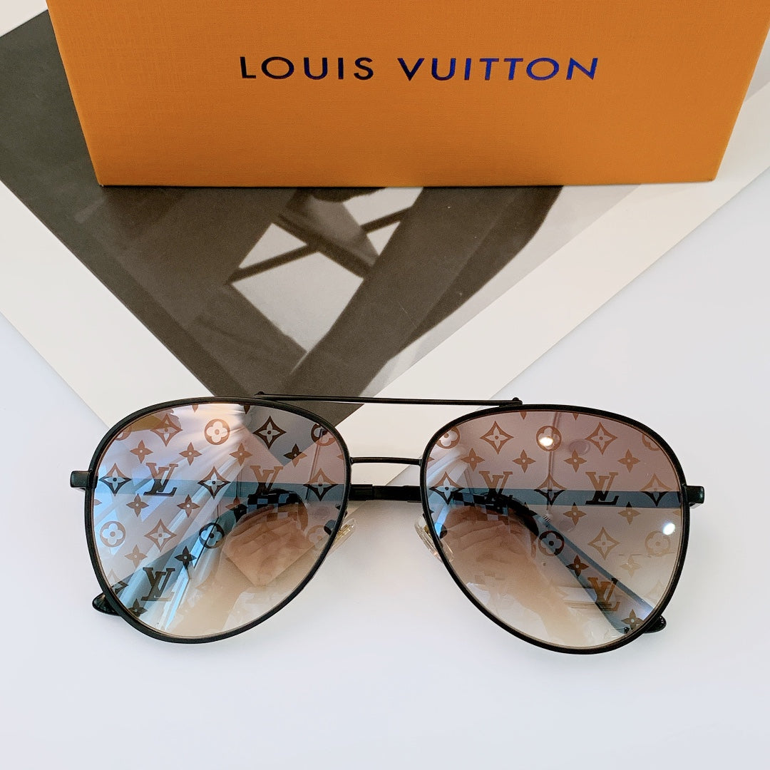 Louis Vuitton Sunglasses - DEEPREPS