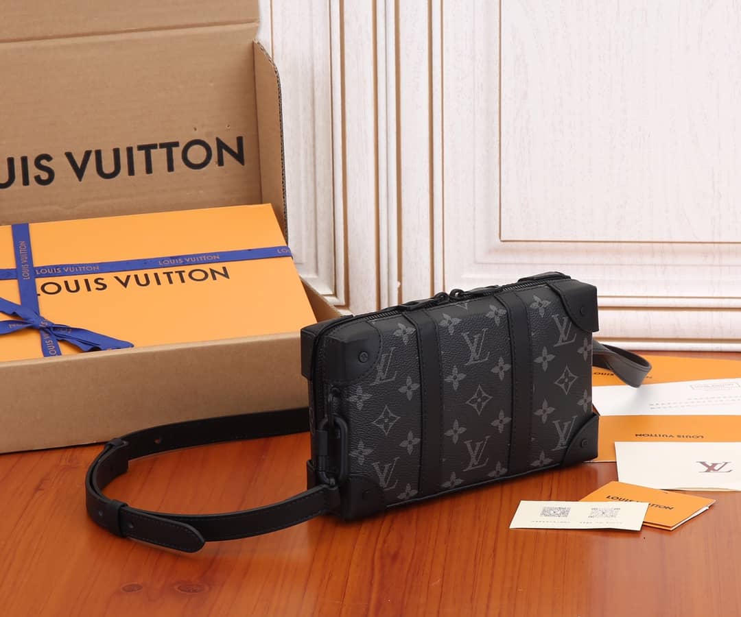 Louis Vuitton Pochette Dupe Monogram Eclipse Soft Trunk M69838 - DEEPREPS