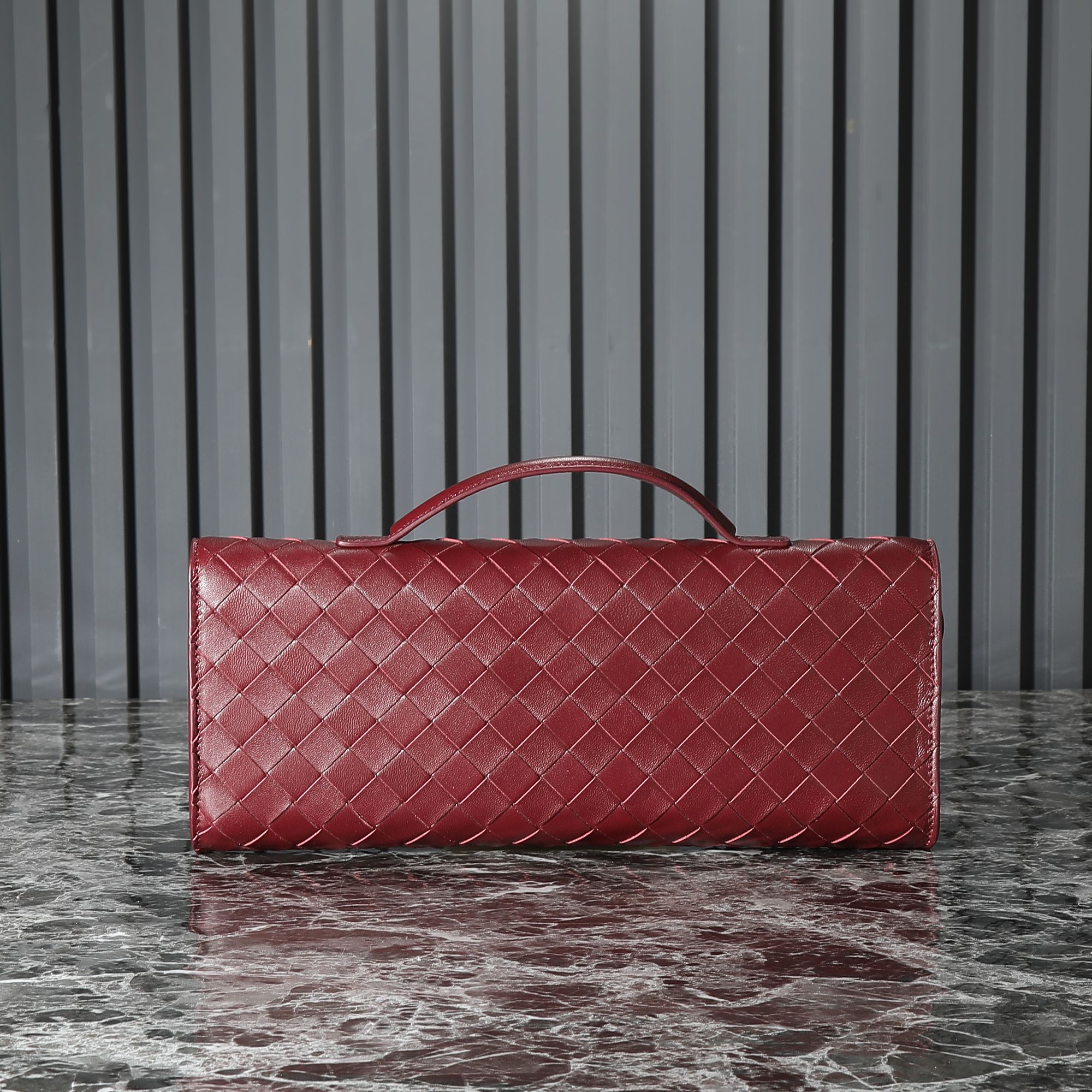 Bottega Veneta Woman - DEEPREPS