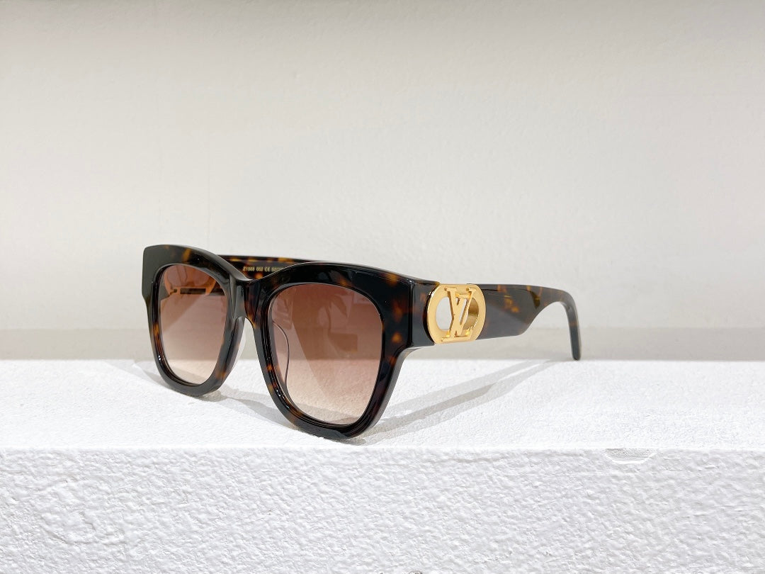 Louis Vuitton Sunglasses - DEEPREPS