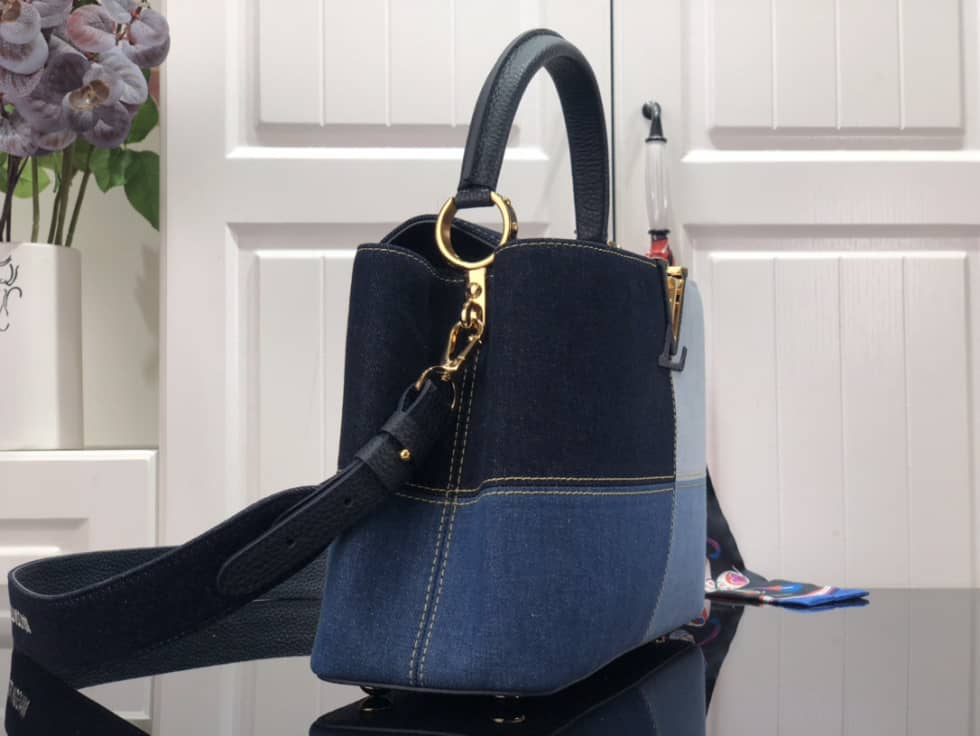 Louis Vuitton Capucines MM M59430 Replica Shoulder Bag - DEEPREPS