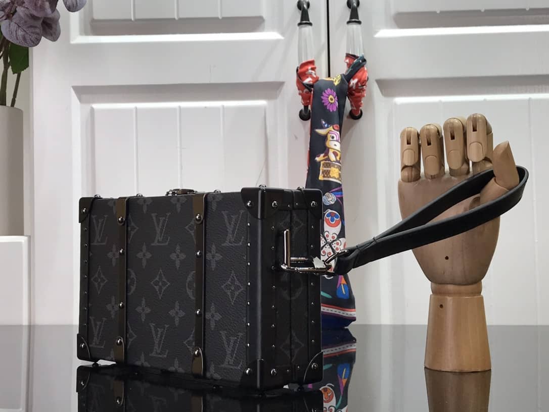 Louis Vuitton Trunk Monogram Eclipse Replica Bag Black M20249 - DEEPREPS
