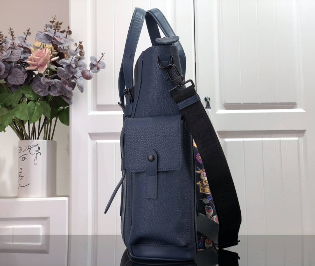 Louis Vuitton Flight Taurillon Leather Messenger Bag Replica M58493 - DEEPREPS