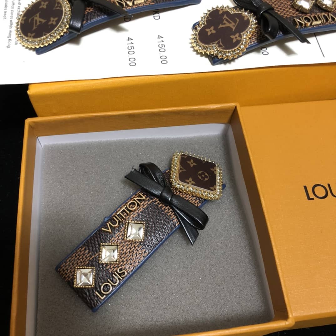 Luxury Louis vuitton Classic AAA+ Hair Pin - DEEPREPS