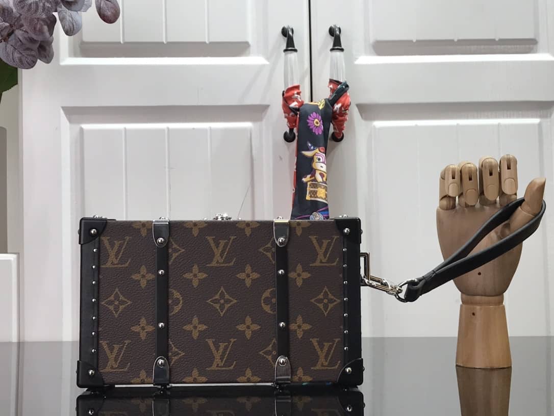 Louis Vuitton Trunk Monogram Eclipse Replica Bag Brown M20249 - DEEPREPS