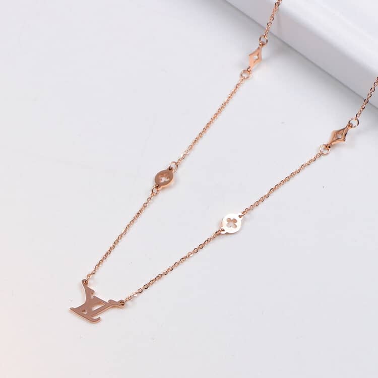 7 Star Louis vuitton Necklace - DEEPREPS