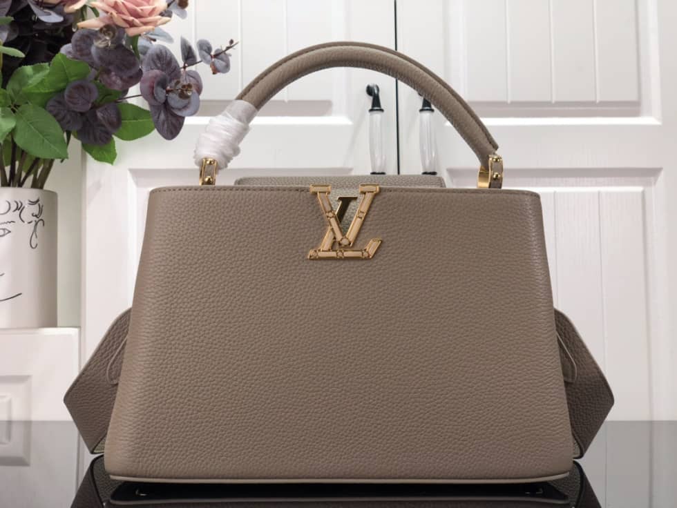 Louis Vuitton Capucines MM Beige M59066 Replica Shoulder Bag - DEEPREPS