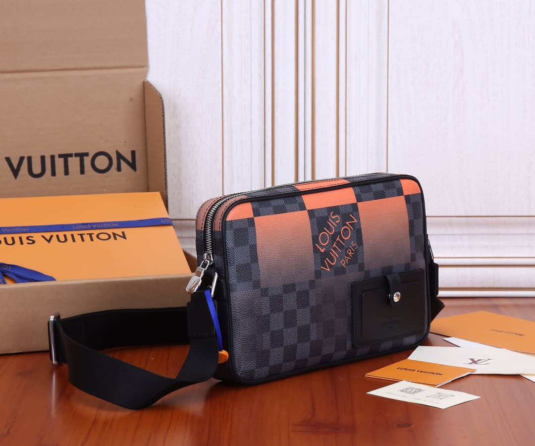 Louis Vuitton Damier Graphite Giant Messenger Bag Replica N40421 - DEEPREPS