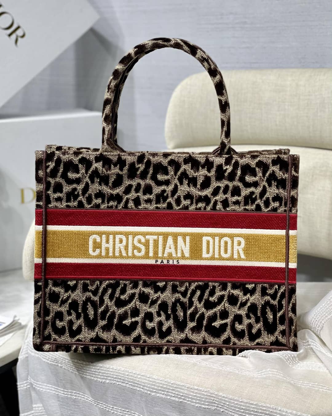 Christian Dior CD Book Embroidery Replica Tote - DEEPREPS