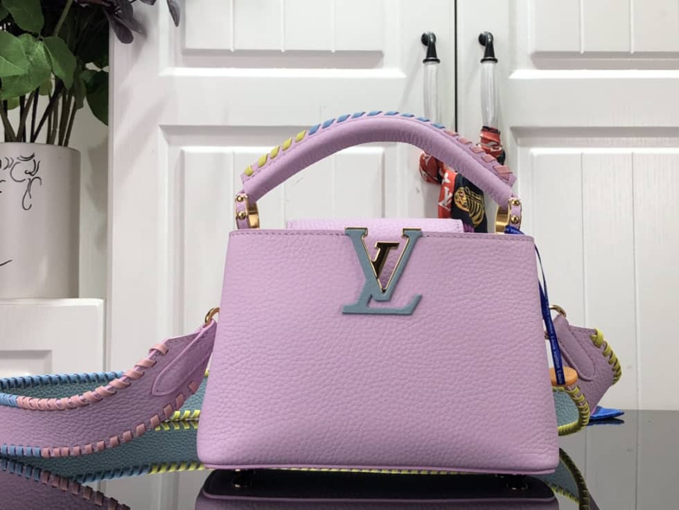 Louis Vuitton Capucines Mini M57945 Replica Shoulder Bag - DEEPREPS