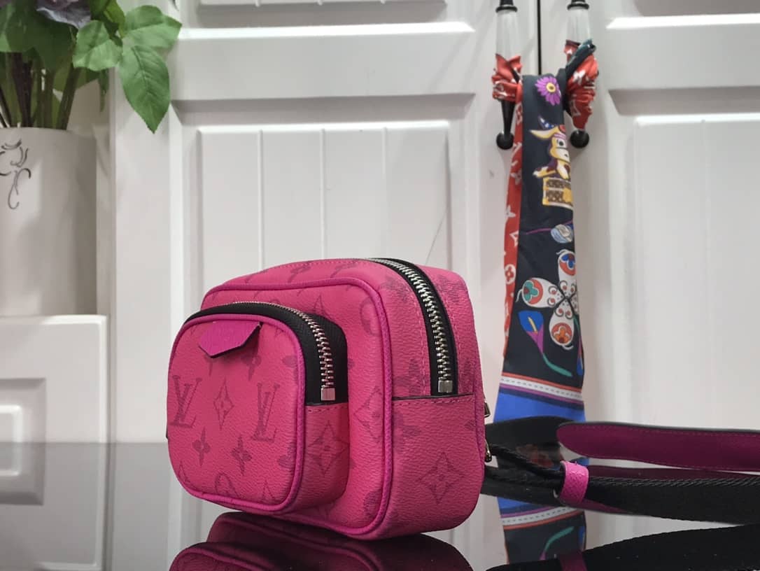 Louis Vuitton Outdoor Replica Pochette Monogram Eclipse Pink M30755 - DEEPREPS