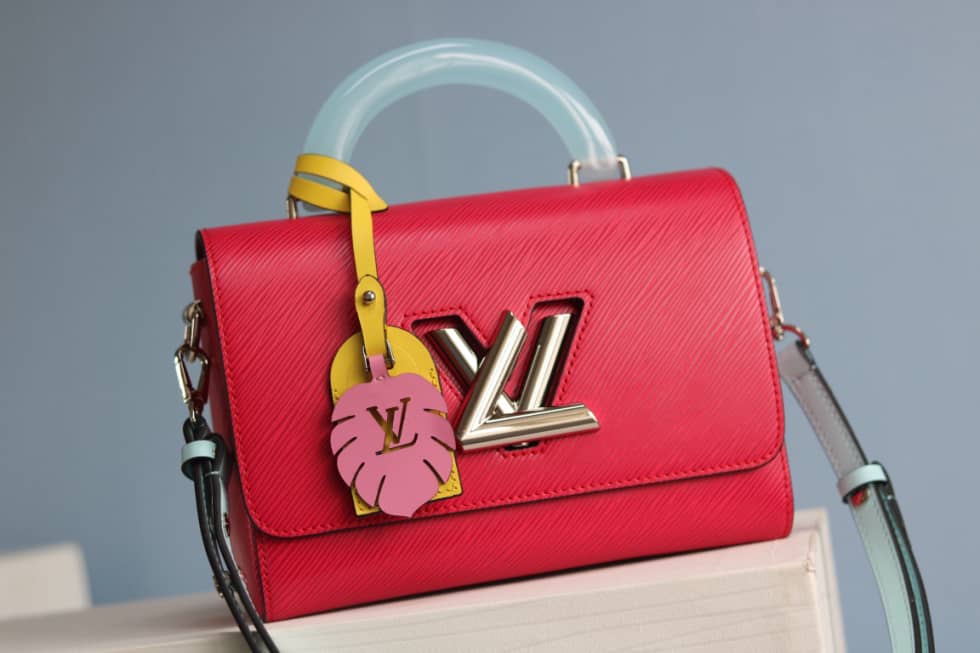 Louis Vuitton Epi Twist PM Chain Red M50332 Replica Crossbody Bag - DEEPREPS