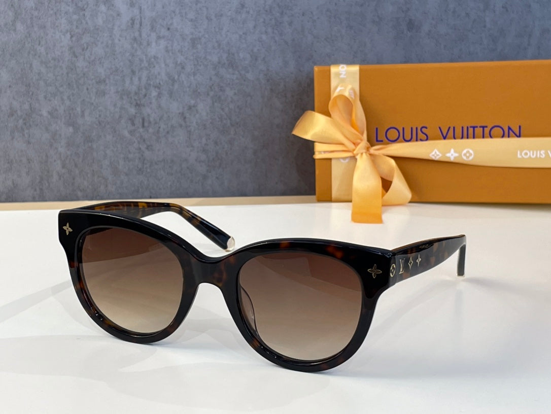 Louis Vuitton Sunglasses - DEEPREPS