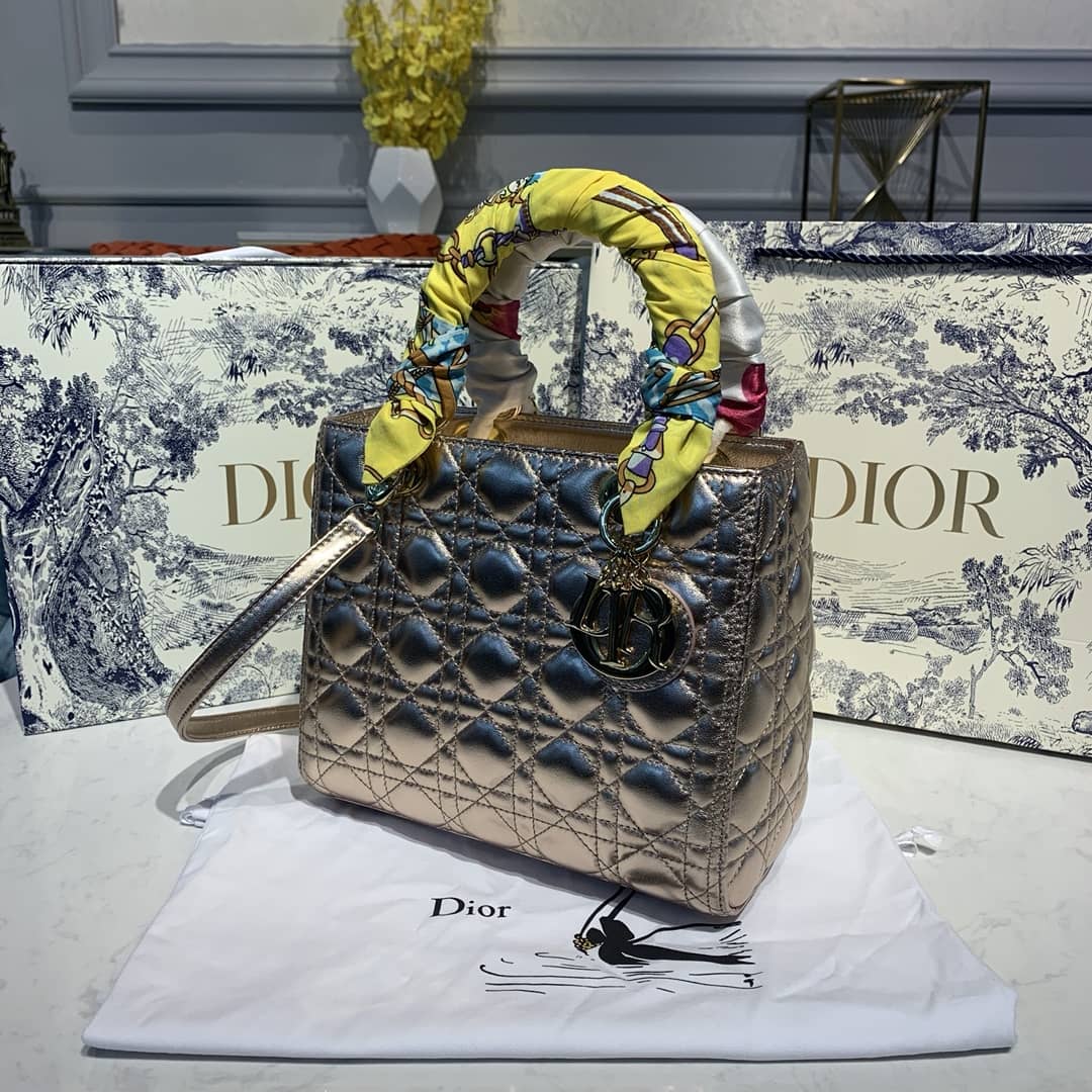Christian Dior Lady Dior 24CM Replica Bag - DEEPREPS