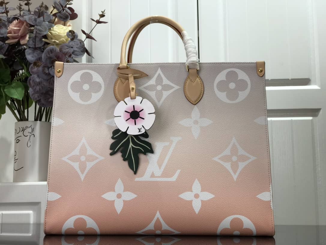 Louis Vuitton OnTheGo Gm By The Pool Tote Replica M57640 - DEEPREPS