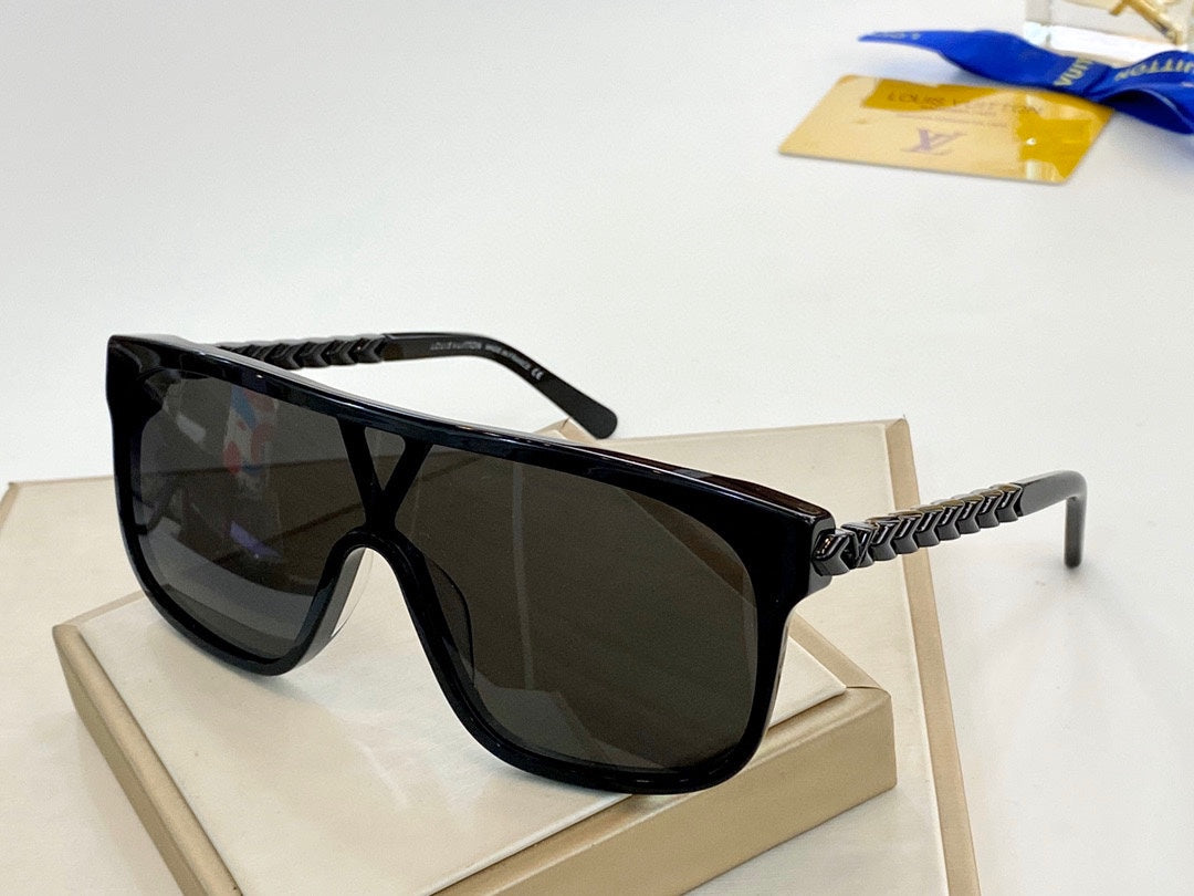 Louis Vuitton Sunglasses - DEEPREPS