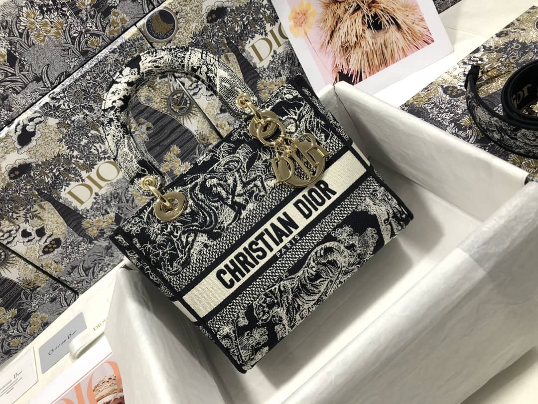 Christian Dior Lady Dior 24CM Replica Bag - DEEPREPS