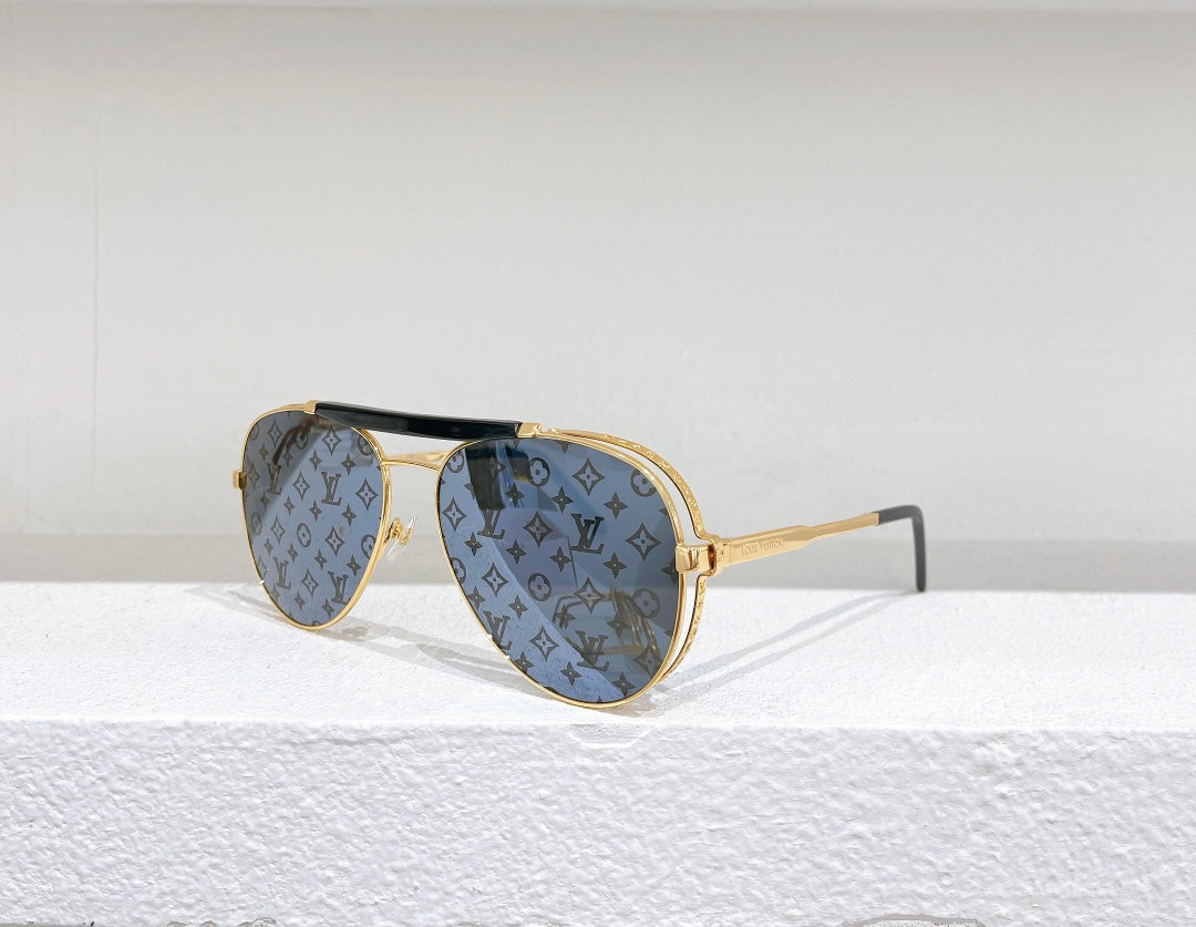 Louis Vuitton Sunglasses - DEEPREPS