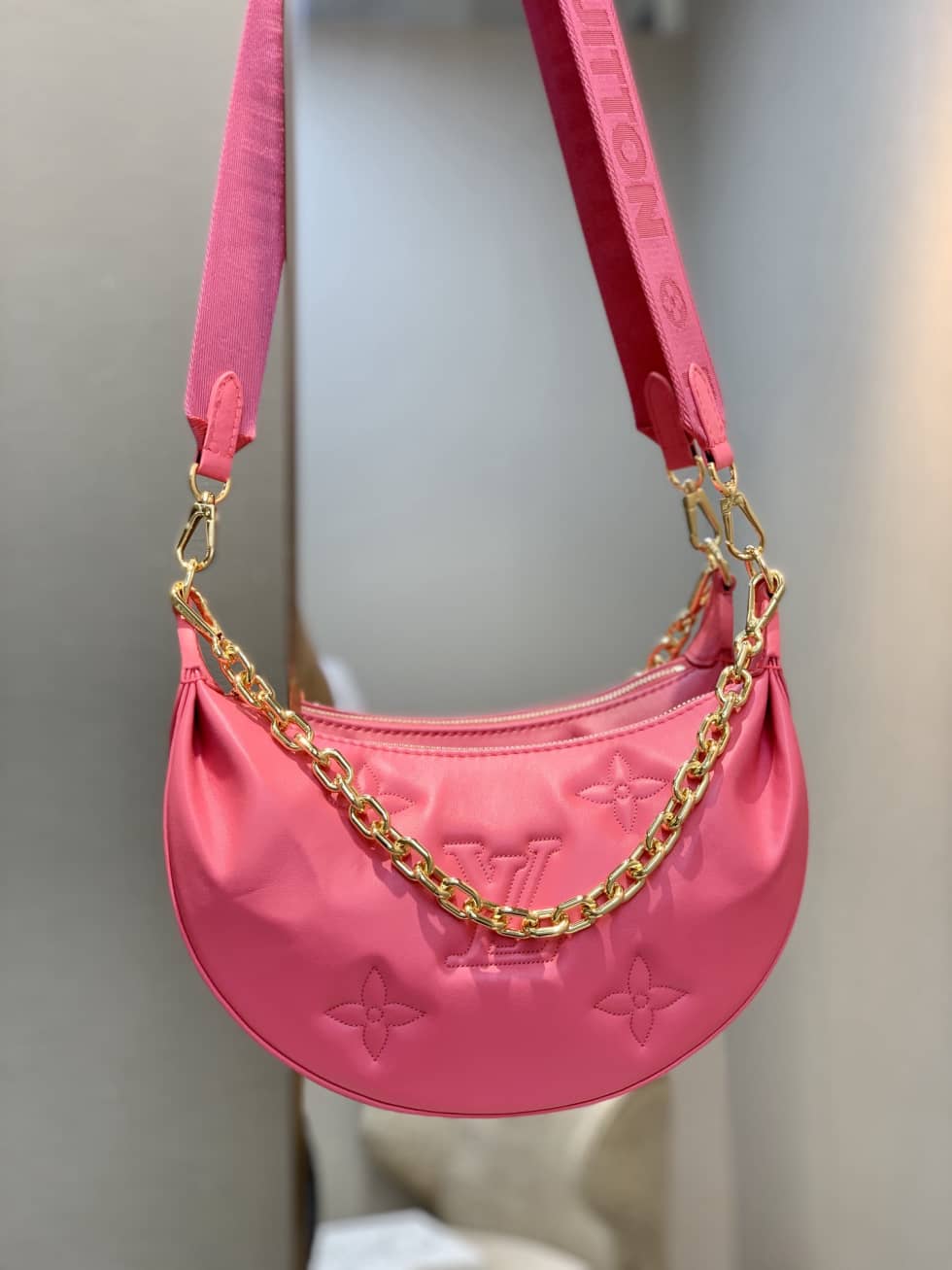 Louis Vuitton Over The Moon Bubblegram Dragon Fruit M59915 Replica Hobo - DEEPREPS