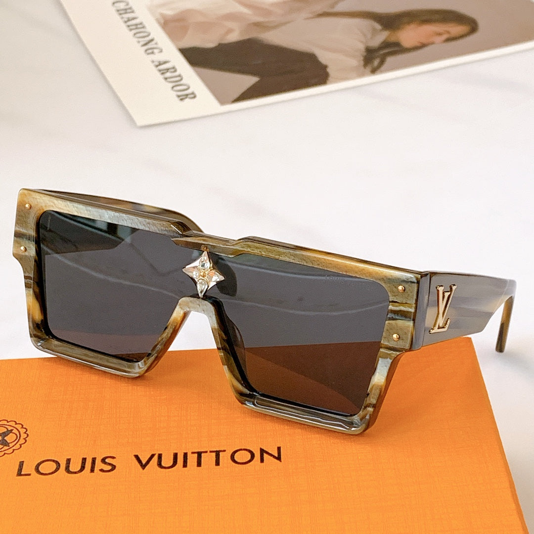 Louis Vuitton Sunglasses - DEEPREPS