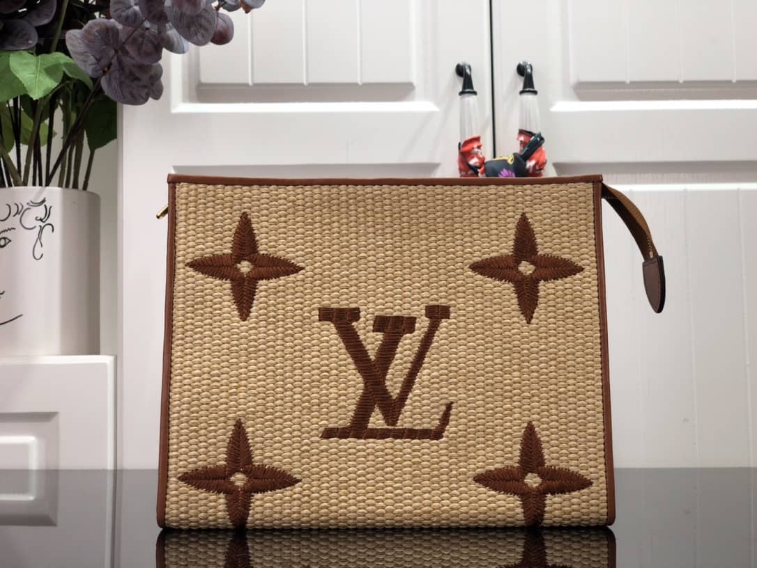 Louis Vuitton Monogram Giant Raffia Toiletry 26 Cosmetic Bag - DEEPREPS