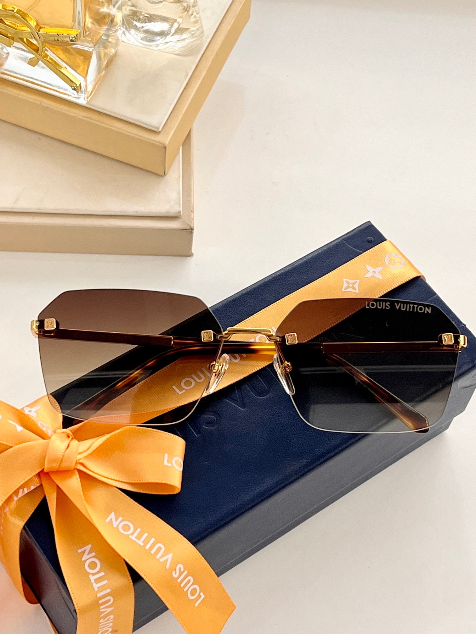 LV Sunglasses Dupe - DEEPREPS