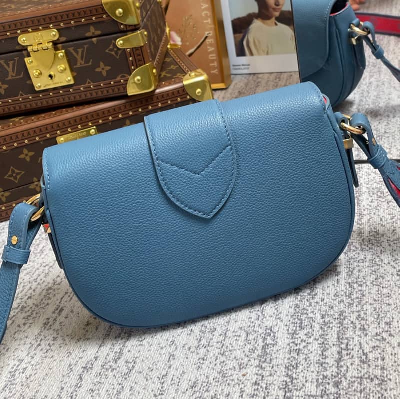 Louis Vuitton Pont 9 Soft MM Grained Calfskin Leather Replica Bag Blue M58968 - DEEPREPS