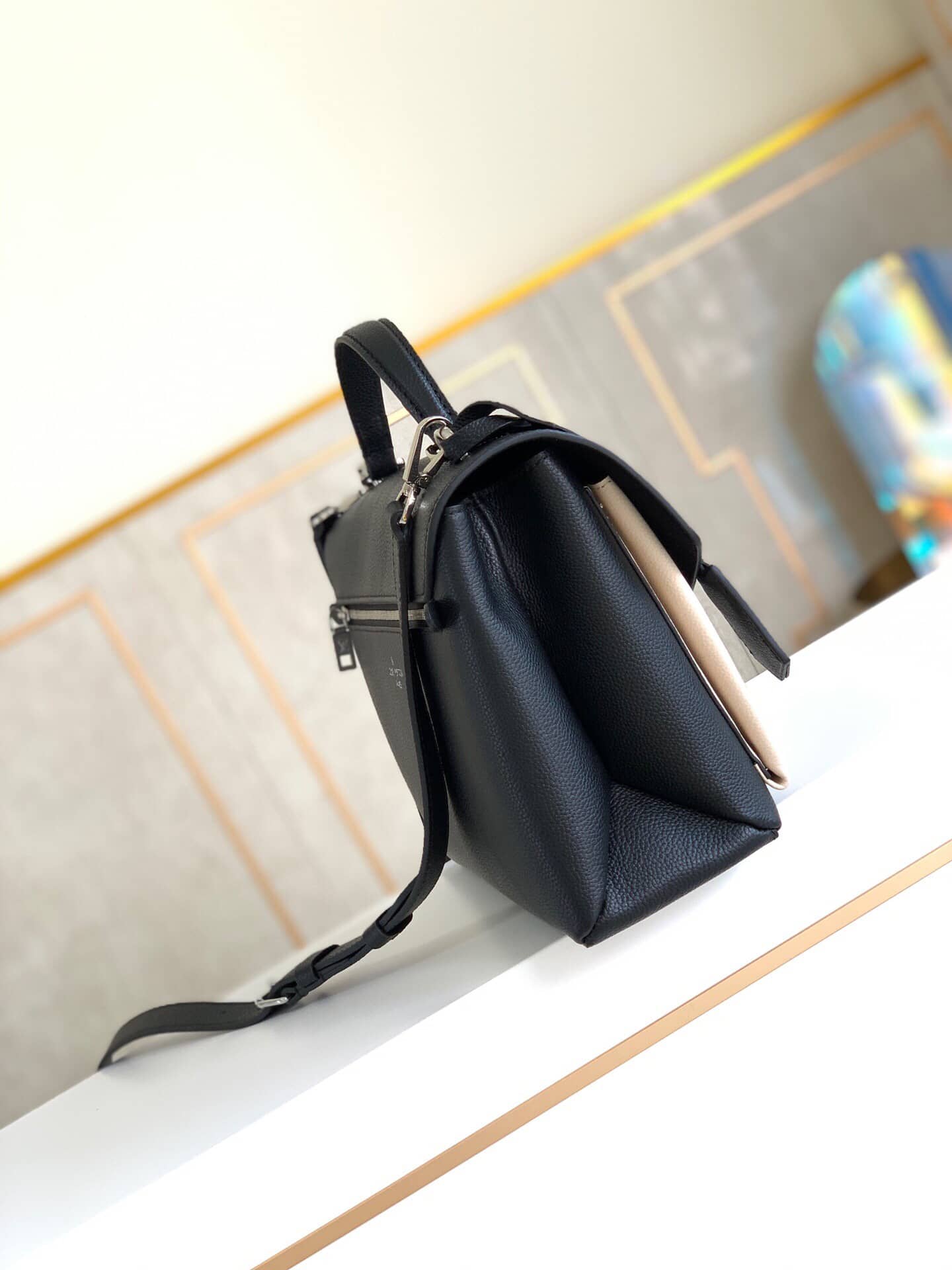 Louis Vuitton My Lockme Vanille Leather Crossbody Bag Replica M54878 - DEEPREPS