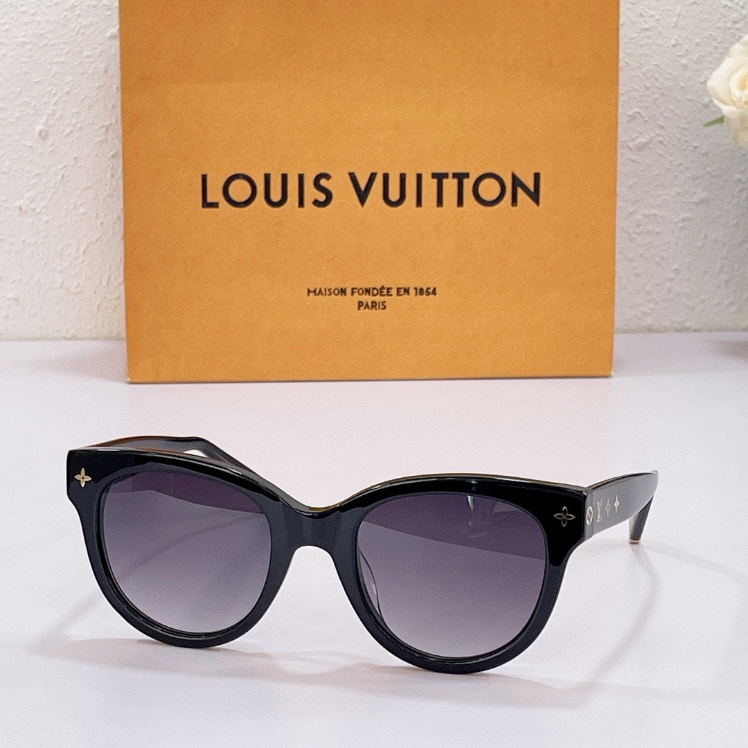 Louis Vuitton Sunglasses - DEEPREPS