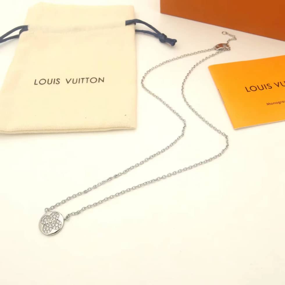 7 Star Louis vuitton Necklace - DEEPREPS