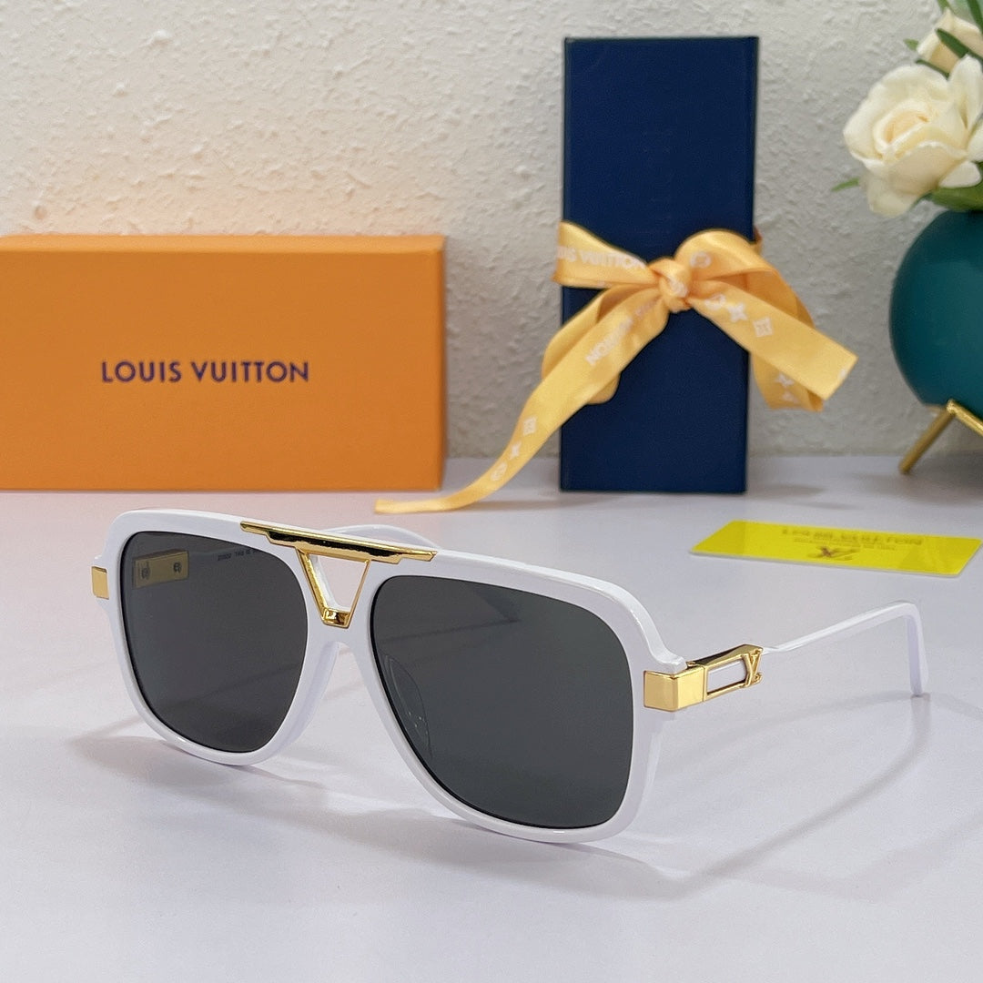 Louis Vuitton Sunglasses - DEEPREPS