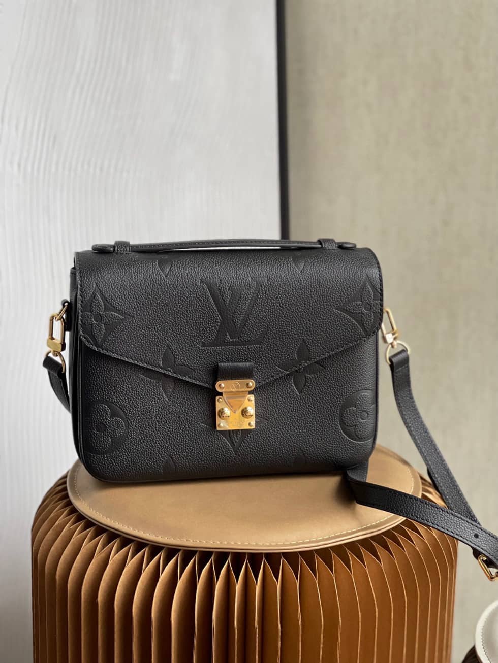 Louis Vuitton Empreinte Pochette Metis Black M59211 Replica - DEEPREPS
