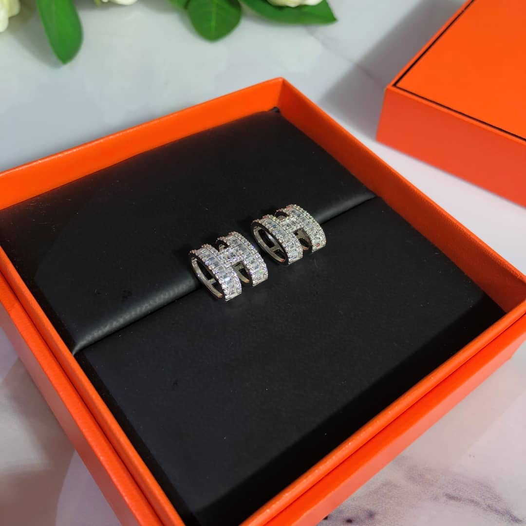 Fake Hermes Logo Earring - DEEPREPS