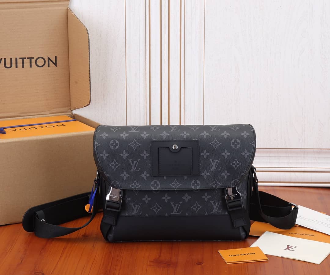 Louis Vuitton Monogramu Messenger PM Voyage Shoulder Bag Replica M40511 - DEEPREPS