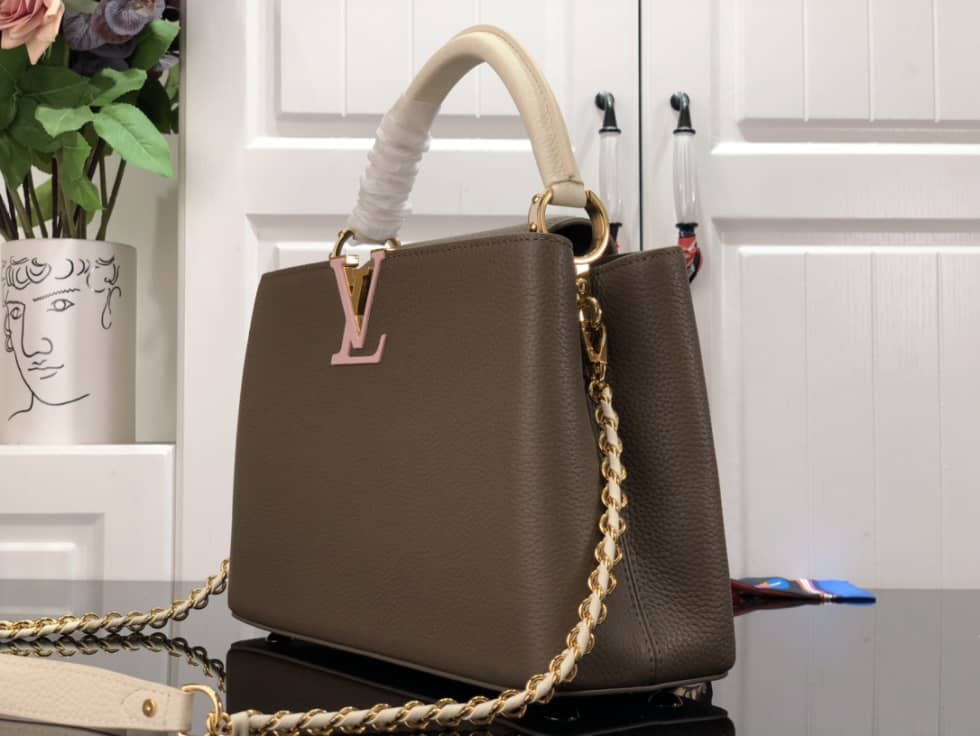 Louis Vuitton Capucines MM Brown M59516 Replica Shoulder Bag - DEEPREPS